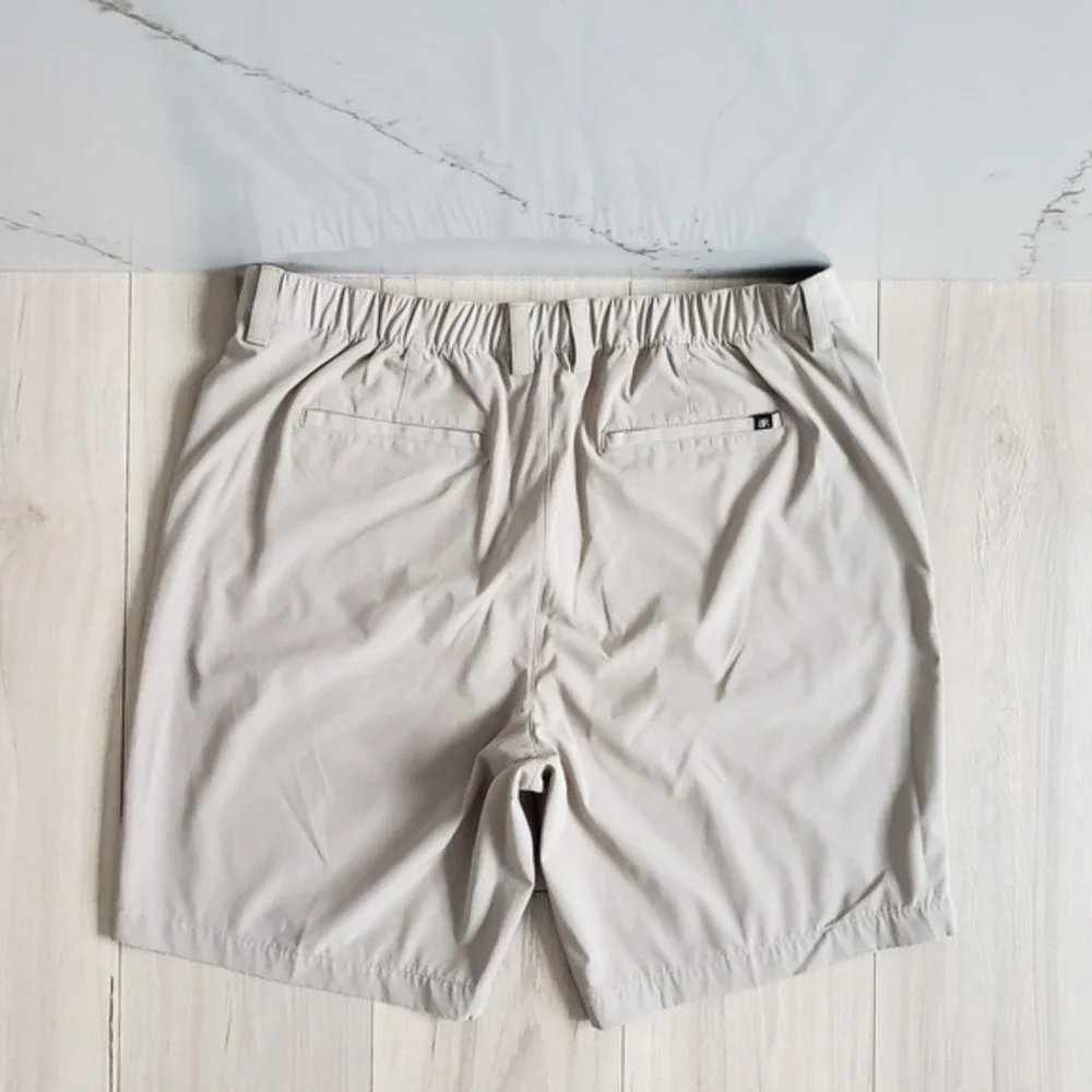 Banana Republic Shorts Mens 40 Beige Performance‎ Tech Golf Chino Pocket